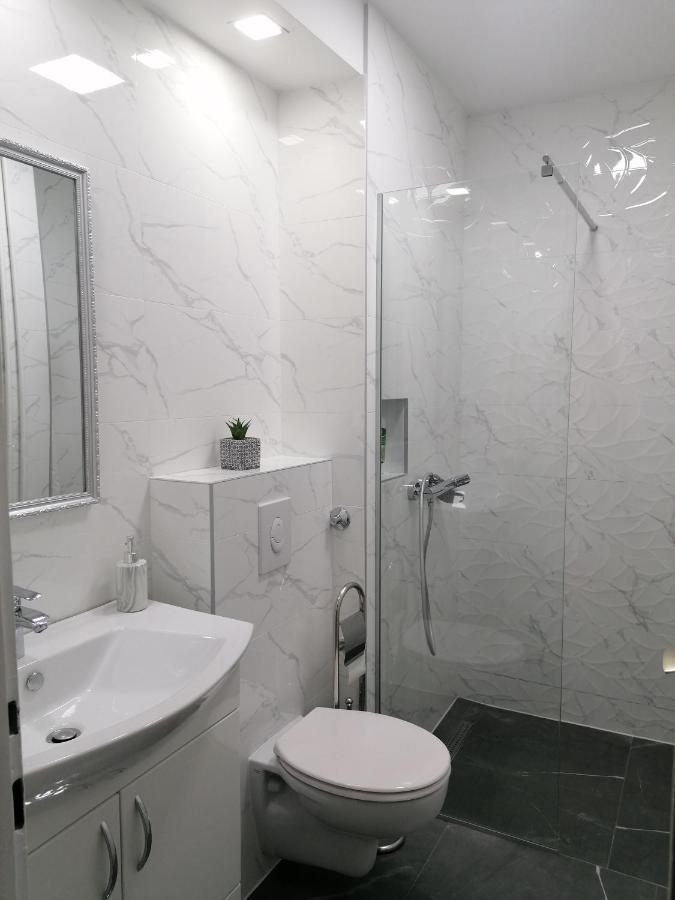 Apartman Maja バニャ・ルカ エクステリア 写真